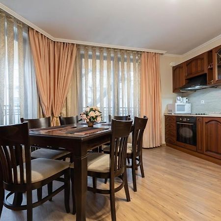 Vazov Residence , Two Bedroom Top Centre Apartment Varna Exterior photo