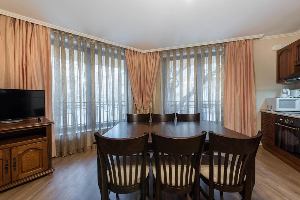 Vazov Residence , Two Bedroom Top Centre Apartment Varna Exterior photo